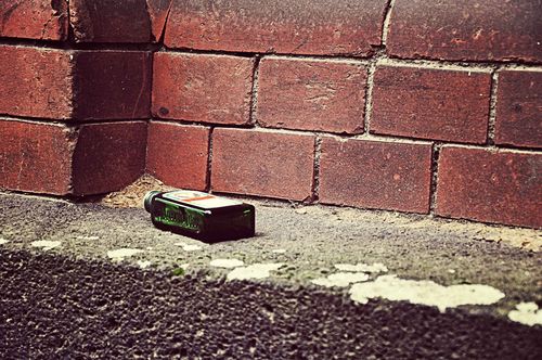 Wies-bottle-nelly-web