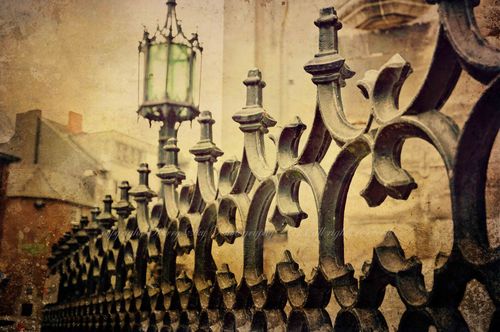 Tongeren-Basilica-Fence-copy