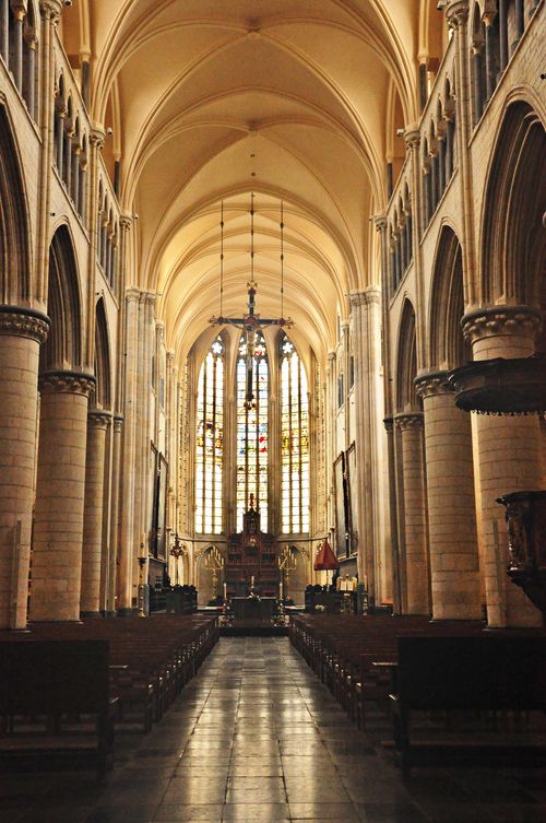 Tongeren-basilica-main