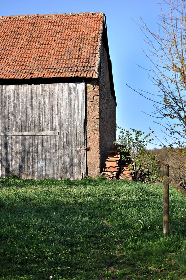barn