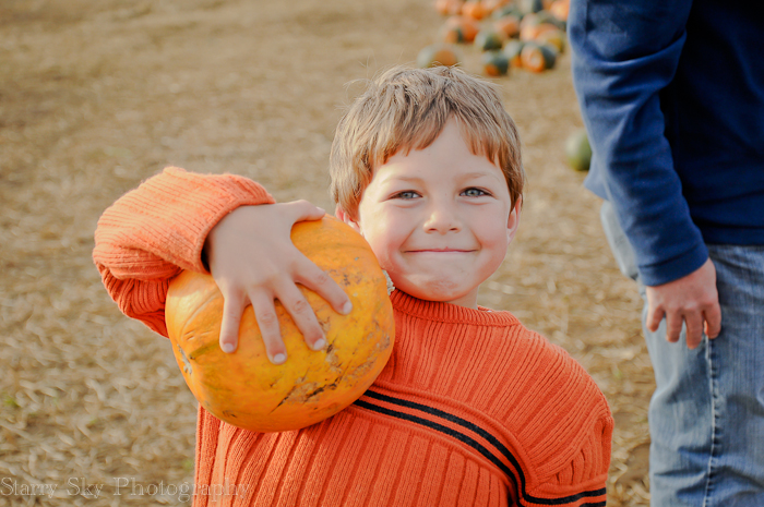 Oct 2012 pumpkin patch 7 web-2