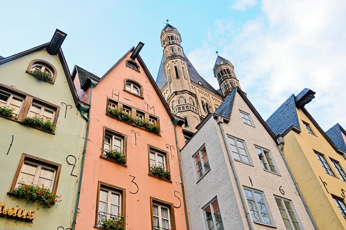 Dec 2012 review web-4