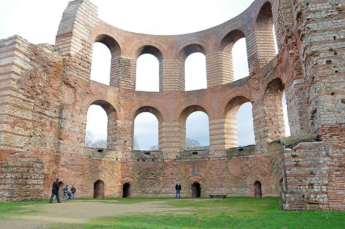 Dec 2012 review web-5