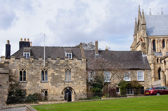 Apr 2013 lincoln cathedral web-7