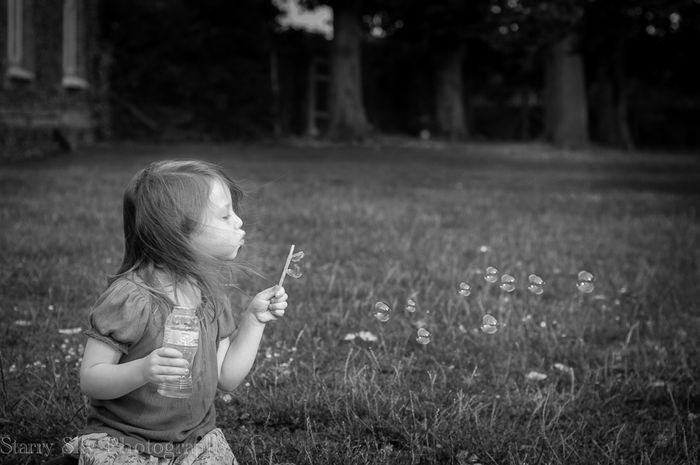 bubbles bw web-2