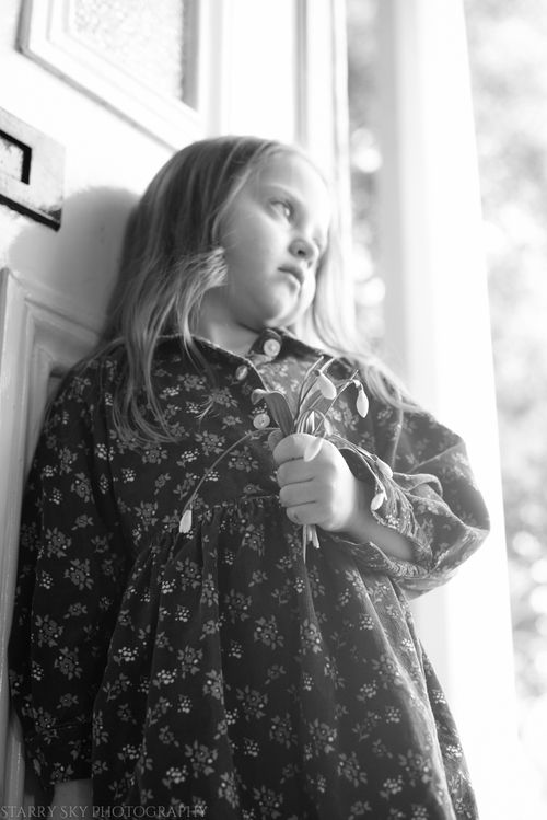 Feb 2014 abbie snowdrops bw web-4