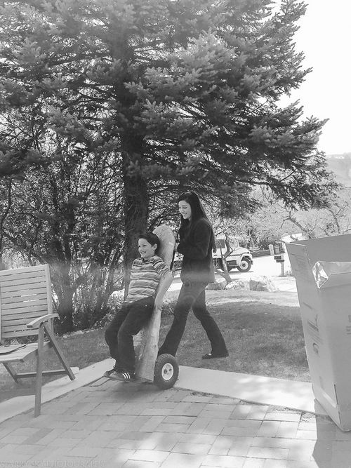 Apr 2015 moving bw web (2 of 2)-3