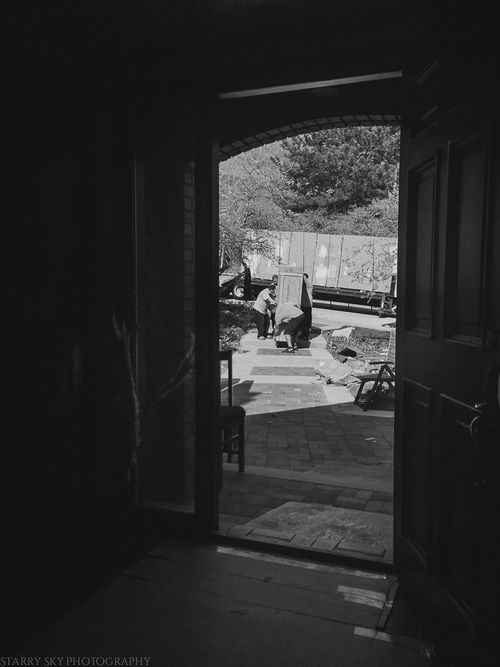 Apr 2015 moving bw web (6 of 11)