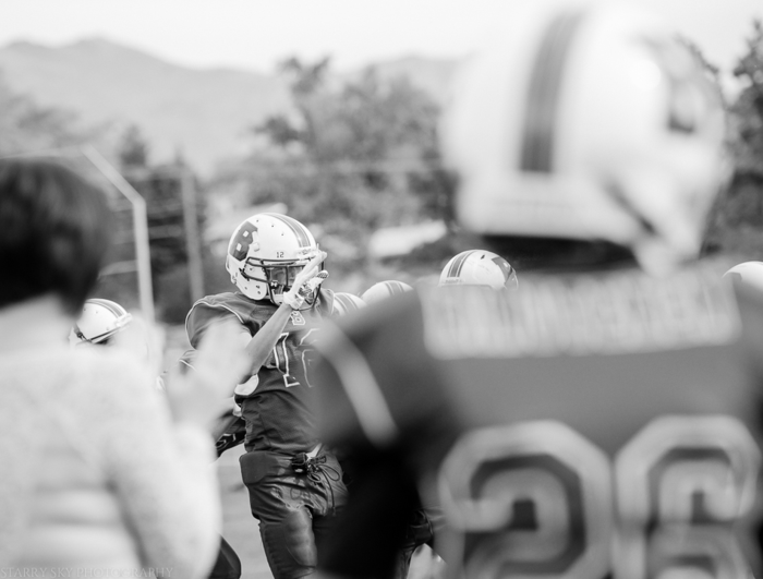 Sep 2015 THB fball roy bw web (1 of 1)