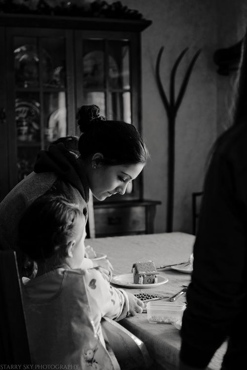 Dec 2015 gingerbread web (2 of 10)