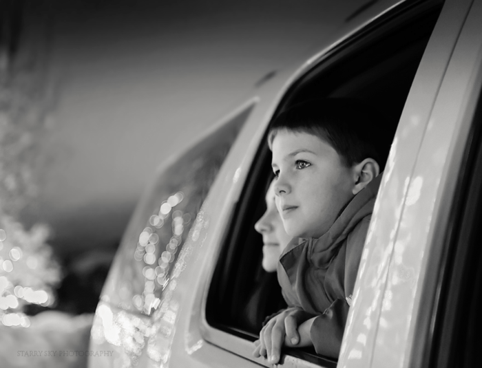 Dec 2015 lights bw web