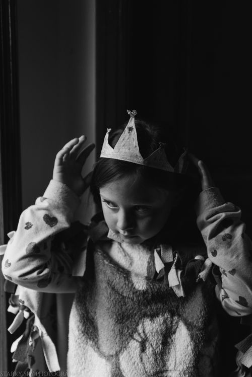 Mar 2016 crown bw web (1 of 1)