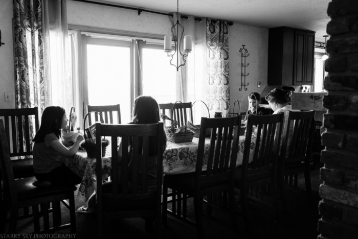 2016 easter family web (1 of 1)-2