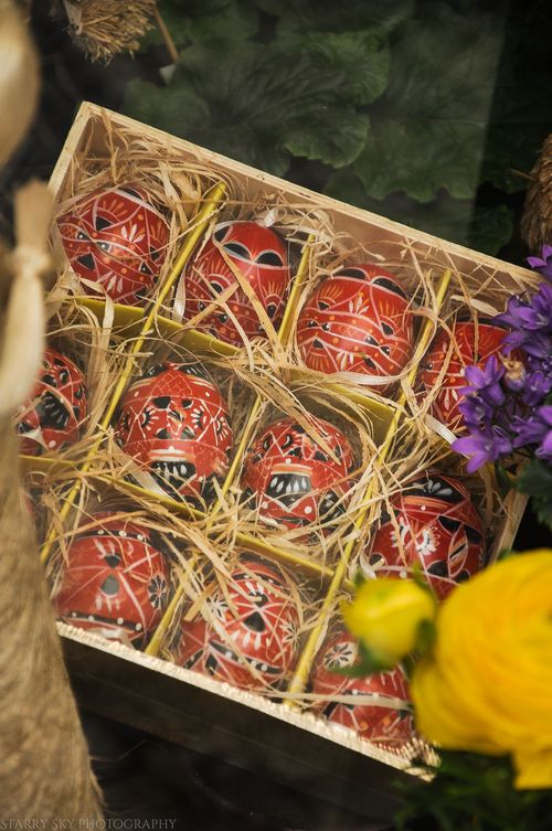 2012 prague eggs red web (1 of 1)