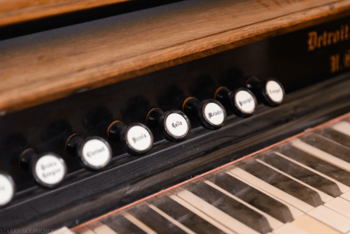 Jun 2016 T frontier village web (13 of 23)