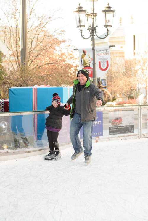 Dec 2016 skating web (3 of 4)