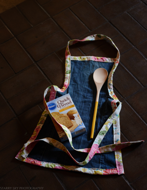 Jul 2017 apron gift web (1 of 1)