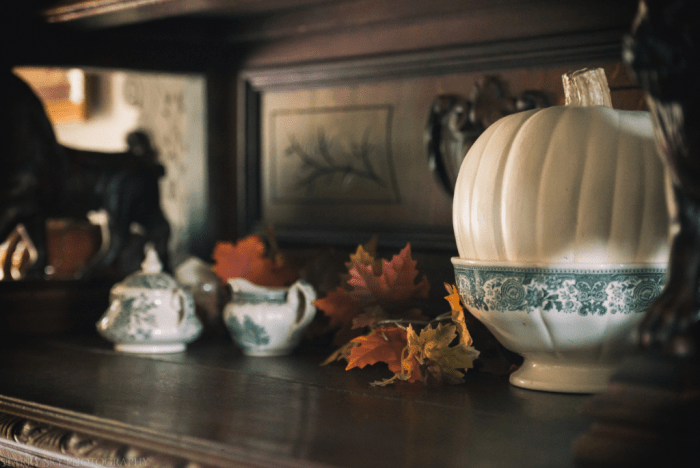 Oct 2018 oct 2018 sideboard fall web (1 of 1)