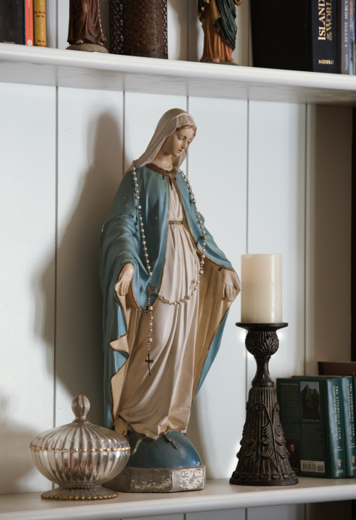 Dec 2022  mary statue web